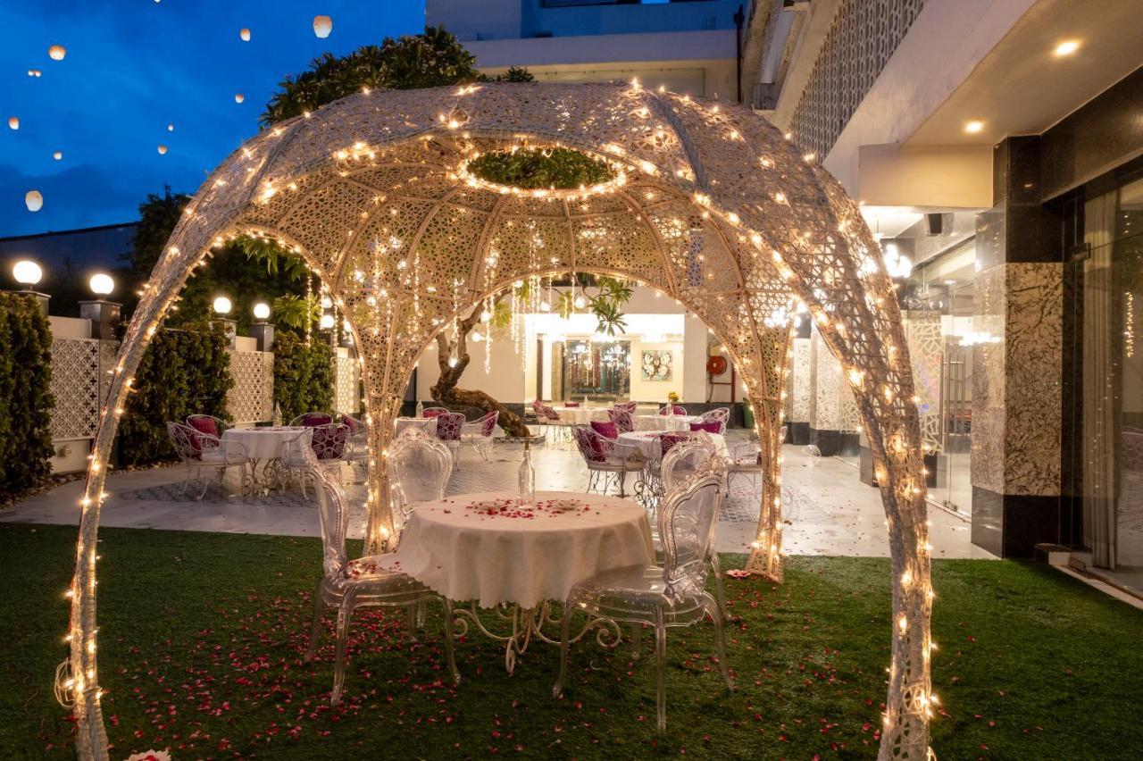 Hotel Casa Aishbagh Лакхнау Экстерьер фото